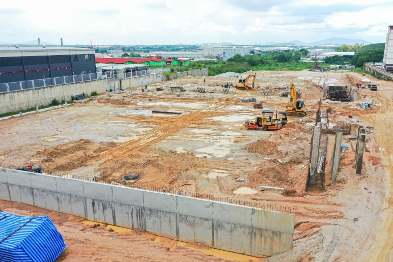 Lifting Equipment in Action